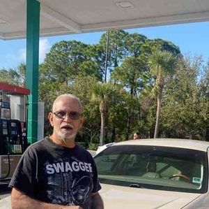 Meet your Posher, Jorge